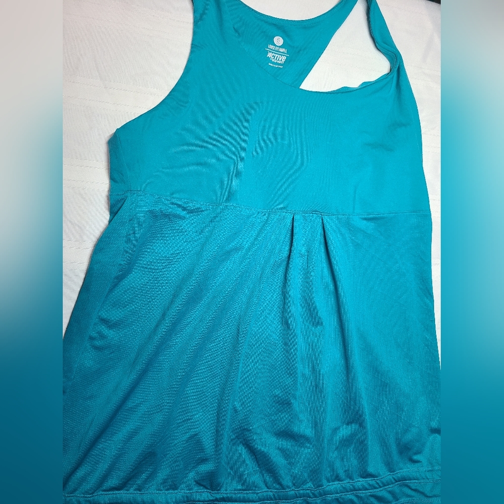 OldNavy sport women's shirt